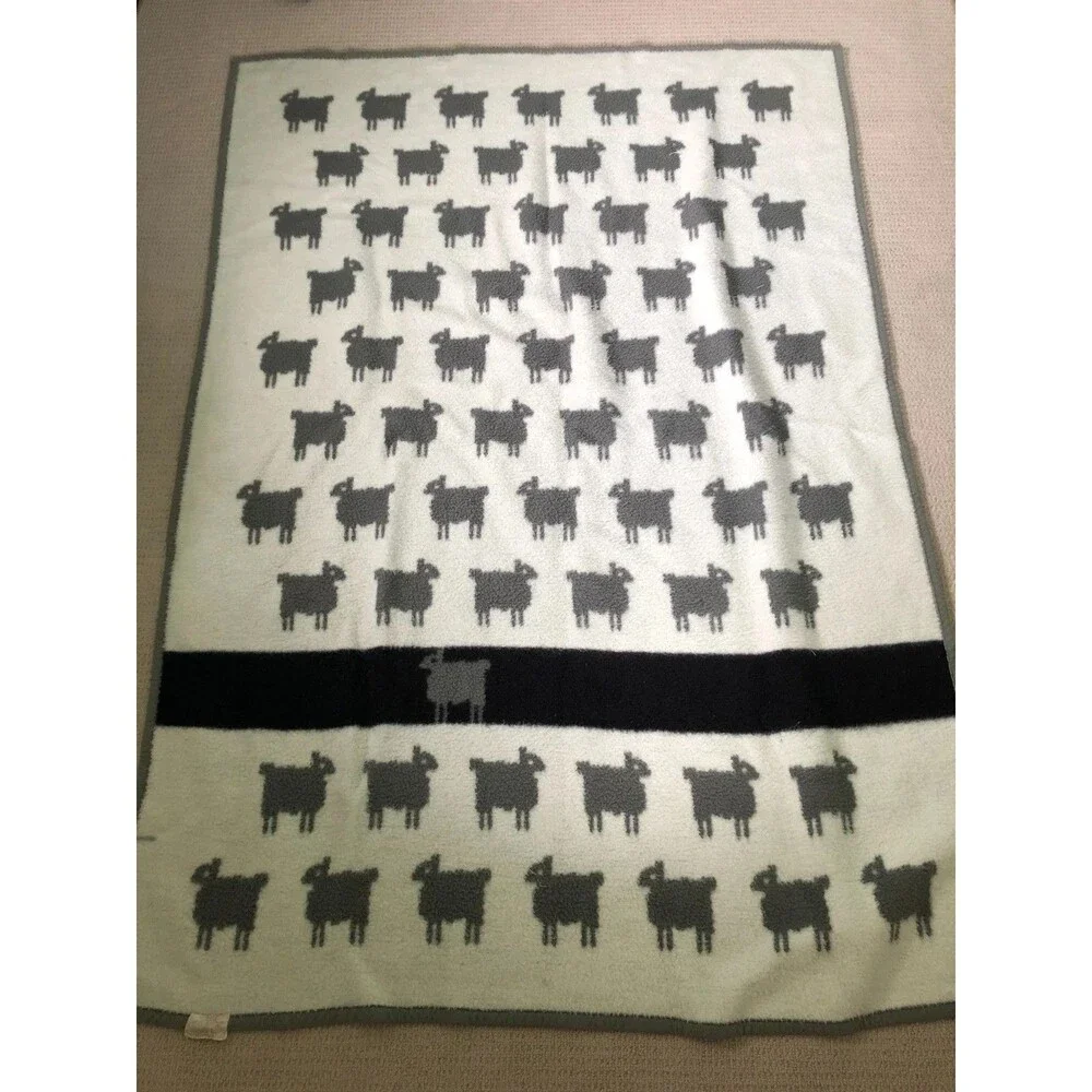 Biederlack Black Sheep Blanket Throw Gray White Reversible USA 53x77